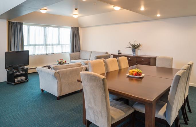 Studio Suite room at the Bay Plaza hotel