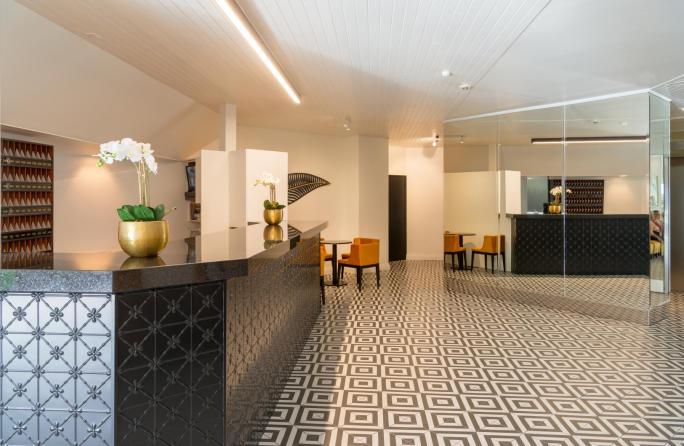 Bay Plaza Hotel Reception